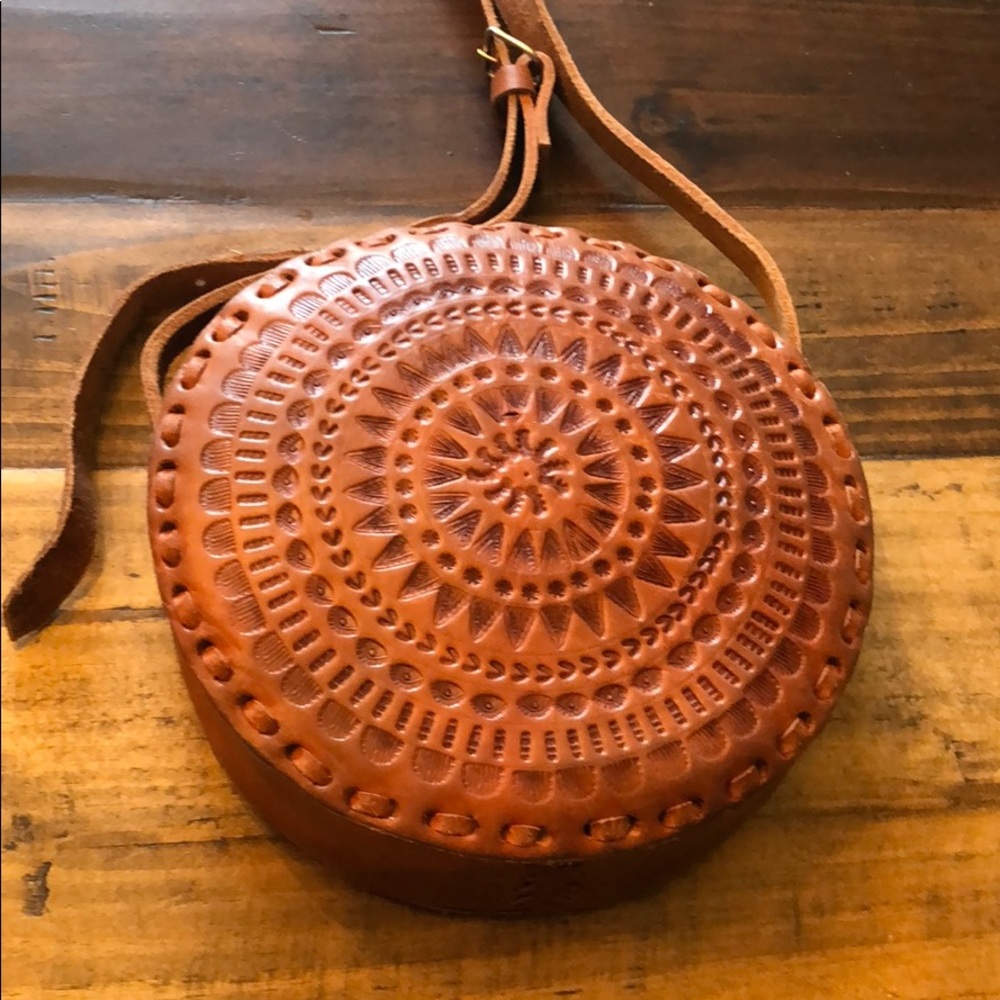 Detailed crossbody bag